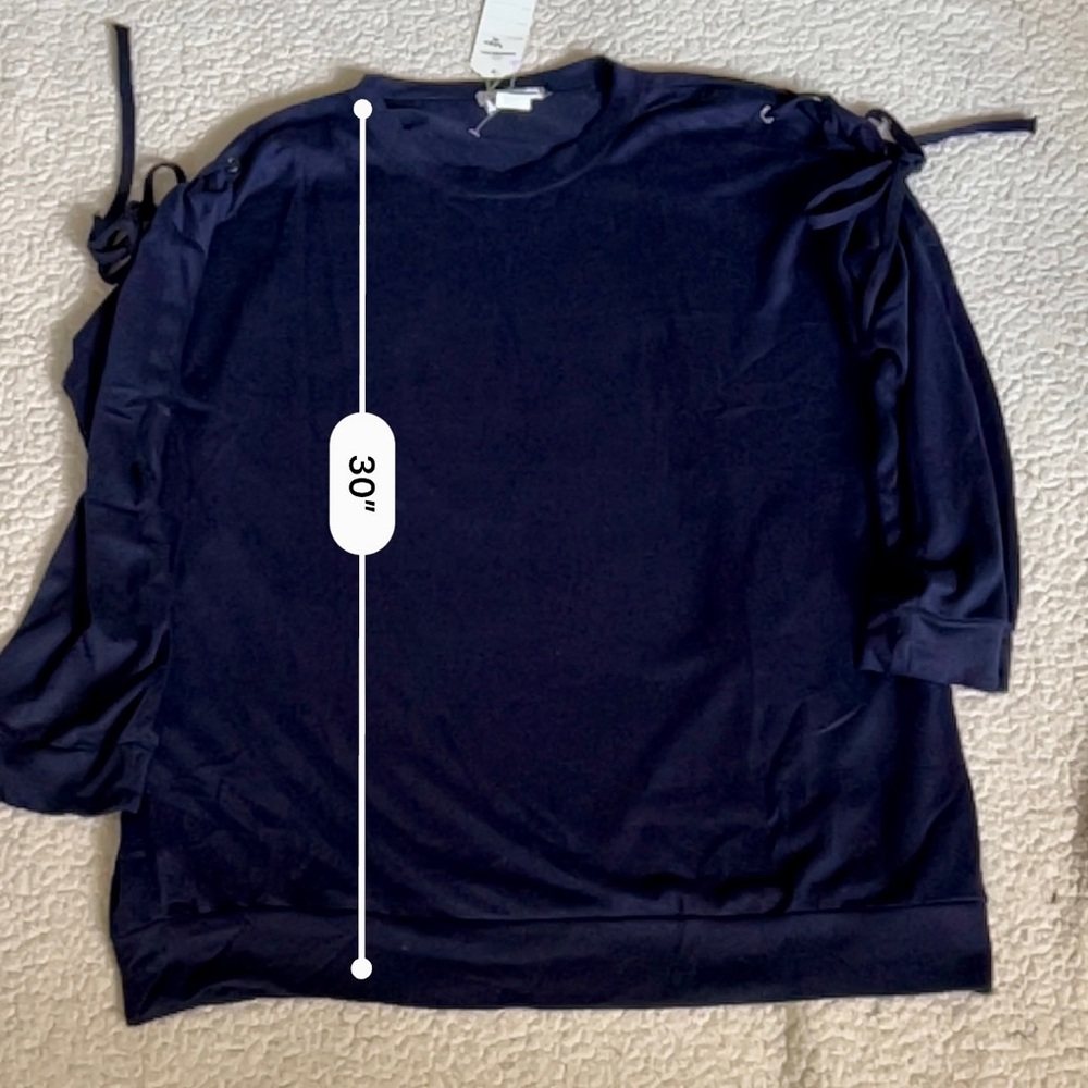 Beyond this plane tunic top - Picture 7 of 7
